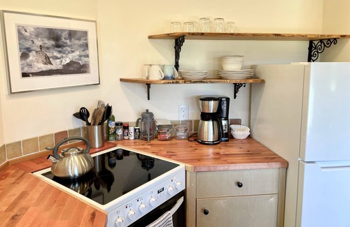 Blue Hill House | Trillium Cottage–Handcrafted, brand-new cottage in Blue Hill