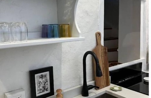 Manayunk Cottage | Trinity Cottage in Manayunk, Walk to Main Street, in the heart of Manayunk