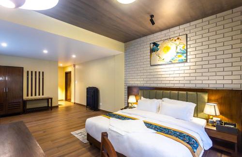Dhading Hotel | Triple Crown Resort
