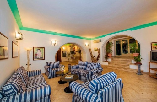San Vincenzo Hotel | Triple room, central, on the beach
