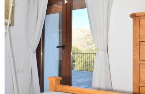 Castril Bed & Breakfast | Triple room with bathroom