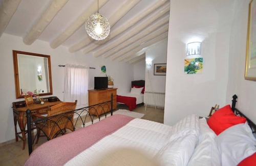 Castril Bed & Breakfast | Triple room with bathroom