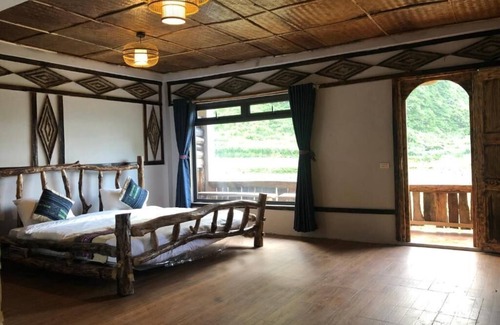 Meo Vac Bed & Breakfast | Triple Room with Private Bathroom - O'Chau Meo Vac Homestay