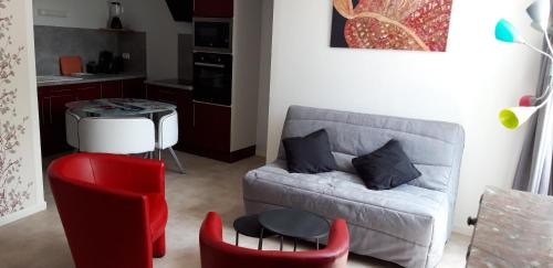 Bauge Apartment | Triplex tout confort, plein centre ville Bauge en Anjou