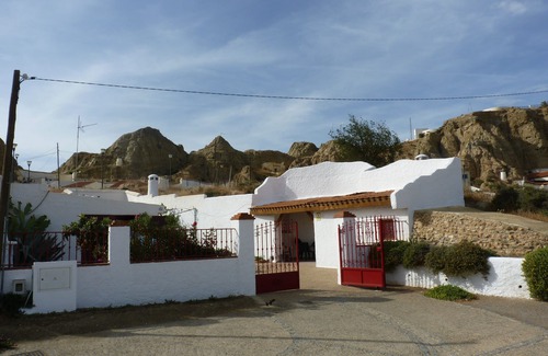 Guadix Cottage | Troglodyte house with large patio and barbecue; Private and closed parking