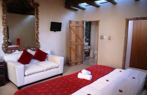 Die Barakke Bed & Breakfast | Trogon House and Forest Spa