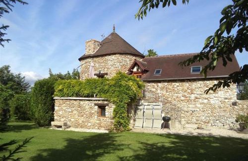 Saint-Etienne-sous-Bailleul House | Trois logements indépendant au Grande Vigne