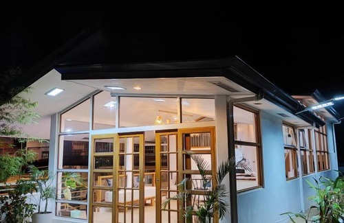 San Pedro Apartment | Tropical Bliss in Puerto Princesa