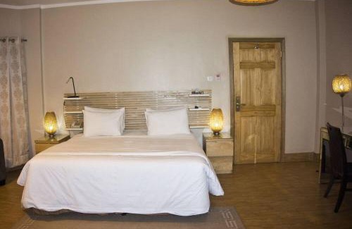 Osu Hotel | Tropical Enclave Hotel