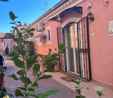 Borgo-Sanzio House | Tropical Holiday House