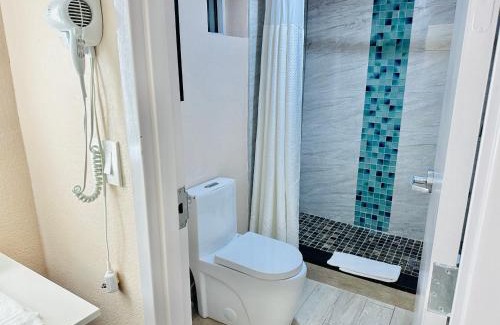 Clearwater Hotel | Tropical Inn & Suites, downtown clearwater