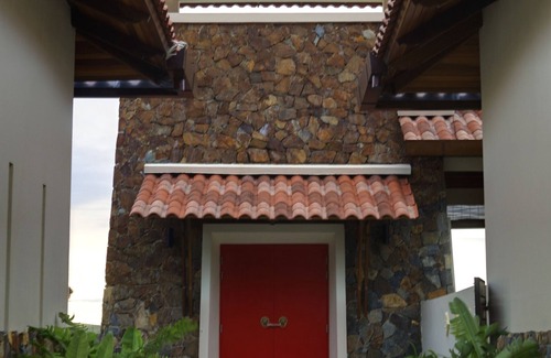 Ranggot Besar Villa | Tropical Island Paradise in tranquil surroundings