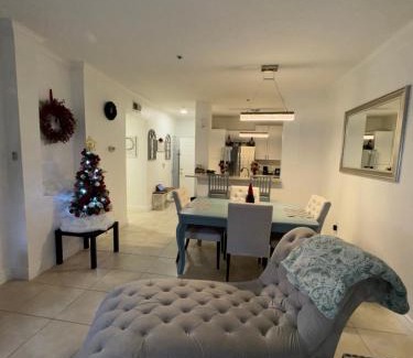 Metro West Bed & Breakfast | Tropical Paradise - Private Room with Pool