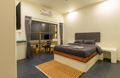 Vijayanagar Hotel | Tropicopia