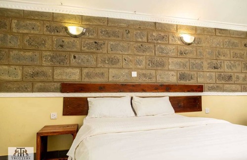 Kabati Resort | TROTTERS HOTEL - KENOL