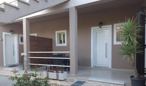 Roda Apartment | Trousas Double Apartment