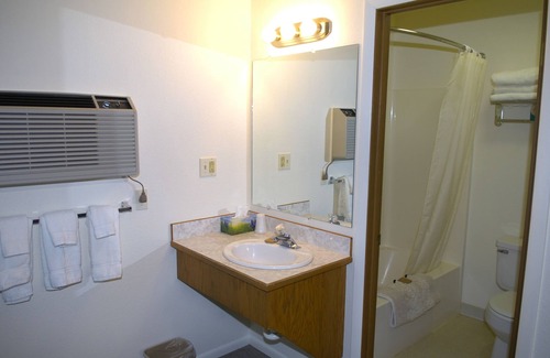 Cascade Hotel | Trout Montana Motel