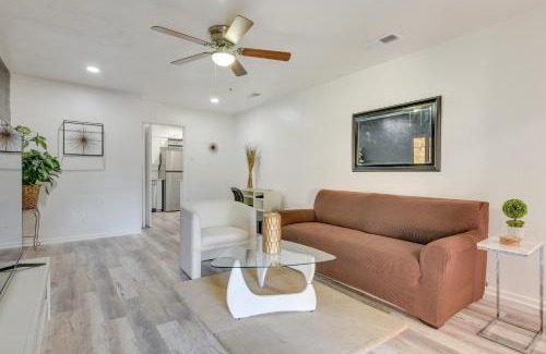 Fort Worth Apartment | Tru Bohemian Benbrook Apt 9 Mi to Fort Worth!