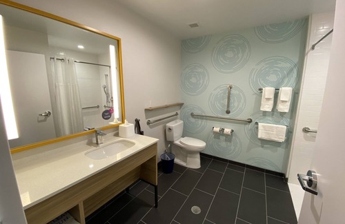 Montopolis Hotel | Tru by Hilton Austin Airport, TX