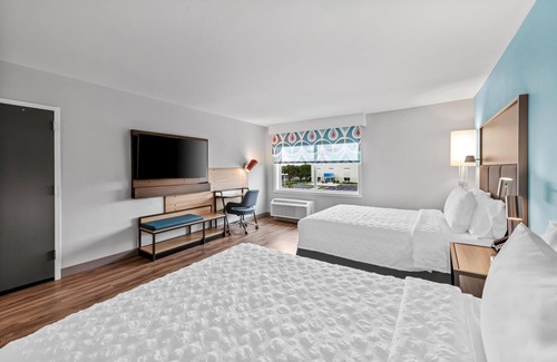 Waldron Hotel | Tru By Hilton Kansas City Airport
