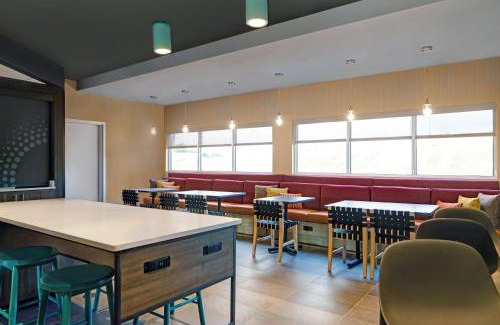 Ashley Oaks Hotel | Tru By Hilton Knoxville West Turkey Creek