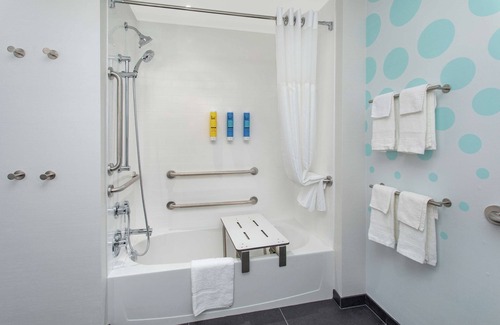 Midvale Hotel | Tru by Hilton Salt Lake City Midvale
