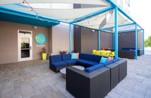 Brownstown Hotel | Tru By Hilton Yakima Airport