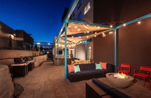 Brownstown Hotel | Tru By Hilton Yakima Airport