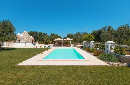 San Vito dei Normanni Villa | Trulli Olea with Pool
