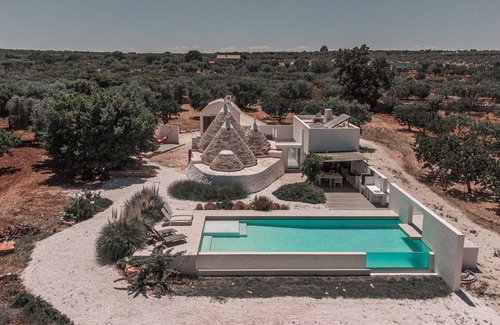 Castellana Grotte Villa | Trulli Resolana, Pool & Design, Relax & Privacy