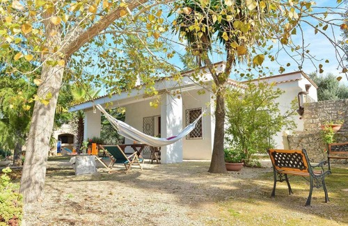 San Vito dei Normanni Villa | Trullo l'Alcova. Quiet place, furnished with love, bbq, wifi. BEACH AT 10 KM.