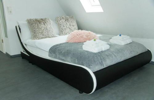 Dortmund Apartment | TRUTH Studio - Küche - Top Internet - Parkplatz - Modern