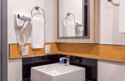 Aeroporto Internacional Governador Andre Franco Montoro Hotel | TRYP by Wyndham São Paulo Guarulhos Airport (Transit Hotel)