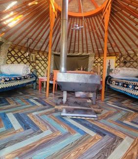 Hatgal House | Tsaatan - Mother's Traditional Ger