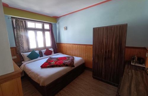 Lachung Bed & Breakfast | Tseten's Inn