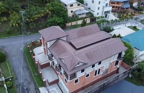 Bakhen Villa | Executive 8 Bedroom Villa with an indoor pool