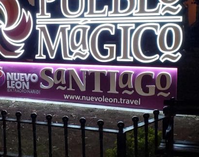 Santiago House | Tu espacio en el Pueblo Mágico rodeado de montañas