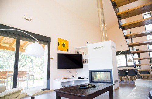 Longuida Villa | TuApartamento Casa Lónguida by Clabao