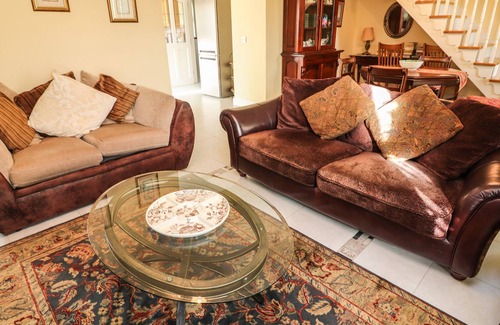 Kenmare Cottage | TUBBRID COTTAGE, family friendly in Kenmare, County Kerry