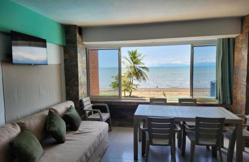 Tucacas Apartment | TUCACAS VISTA Y SALIDA AL MAR Apto TIPO ESTUDIO DUPLEX SIN HABITACIÓN INDEPENDIENTE