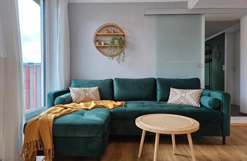 Wehrda Apartment | Tucan - Rooftop Terrace with View, BBQ, PS4+Stream