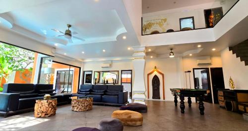 South Pattaya Villa | TUCHELAND Luxury Pool Villa Pattaya Walking Street 7 Bedrooms