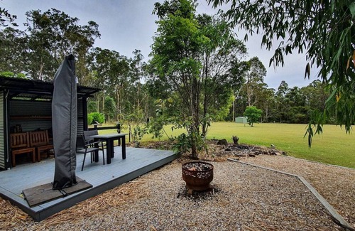 Rathdowney Cottage | Tuckeroo Cottages - Blue Wren Cottage