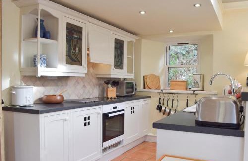 Treffgarne House | Tucking Cottage