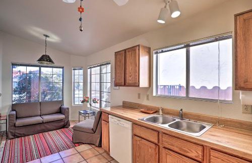 Ventana De Sabino Villas House | Tucson Area House with Pool Access and Mountain Views!