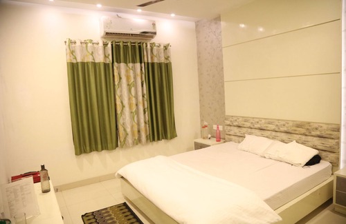 Raipur Hotel | Tulip Arena Hotel Club By SGL