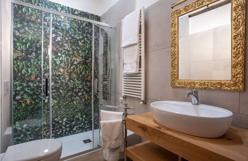 Vaglia Apartment | Tulip