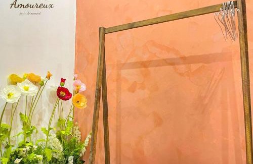 Dich Vong Hau Apartment | Tulip Room - Amoureux Homestay