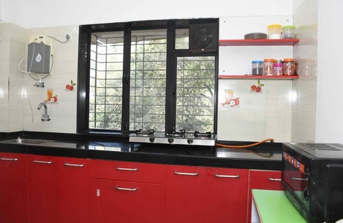 Kandivali East Apartment | Tulsi Home Stay Mumbai