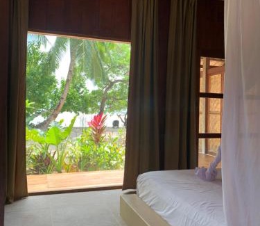 Nuhu Roa Bed & Breakfast | Tumbuh Oasis